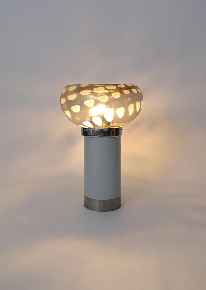 100295. 70&#039;s Murano Mazzega table lamp