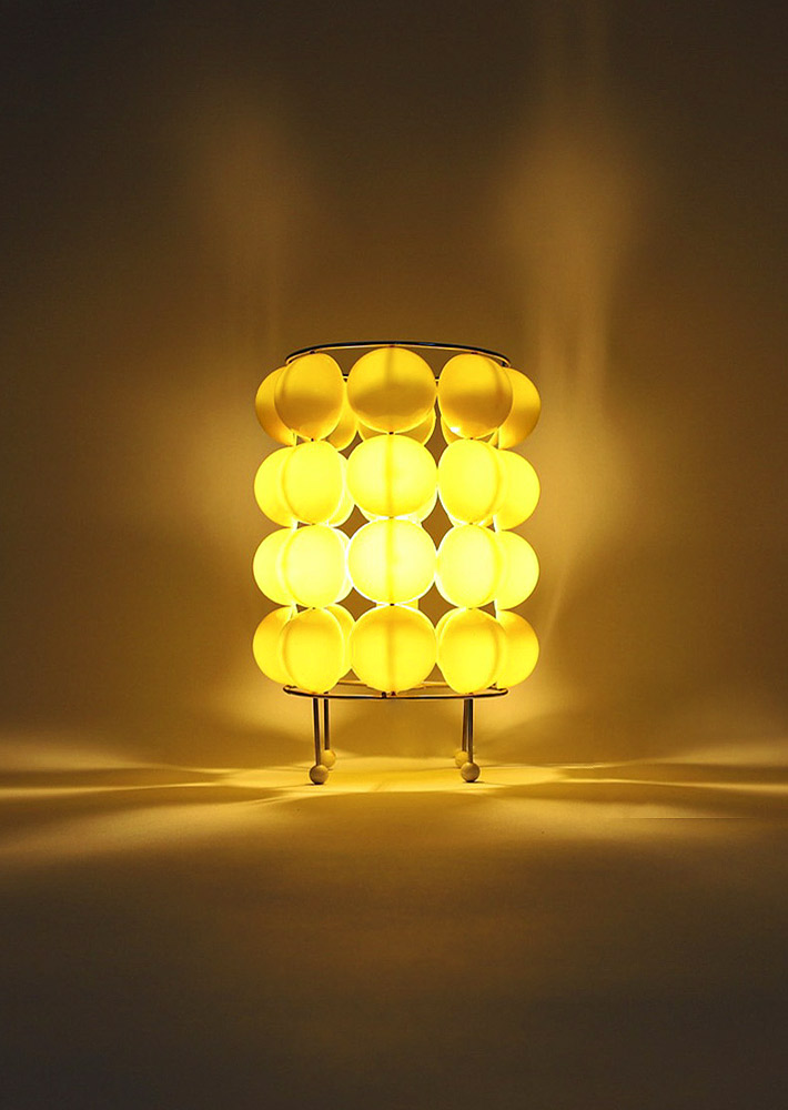100397. Ball Table Lamp 70&#039;s
