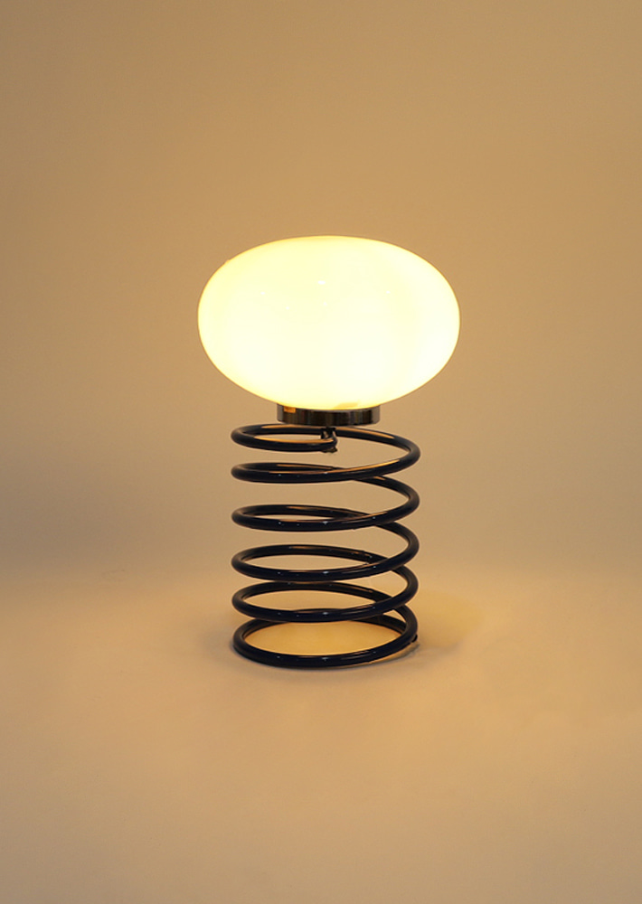 100194. Ingo Maurer Spiral Desk Lamp