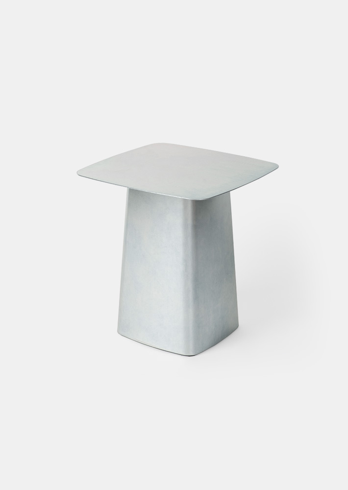 100352. Metal Side Table Outdoor